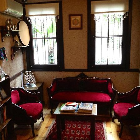 Naz Wooden House Inn Стамбул Экстерьер фото