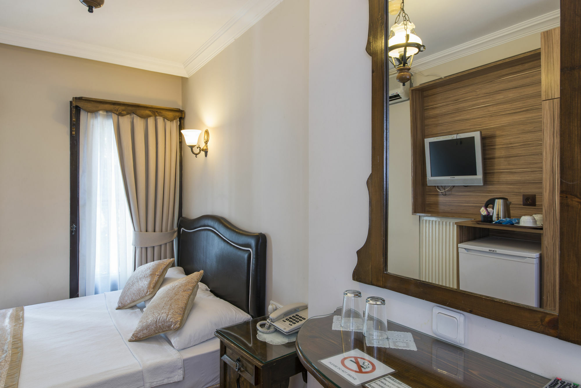 Naz Wooden House Inn Стамбул Экстерьер фото